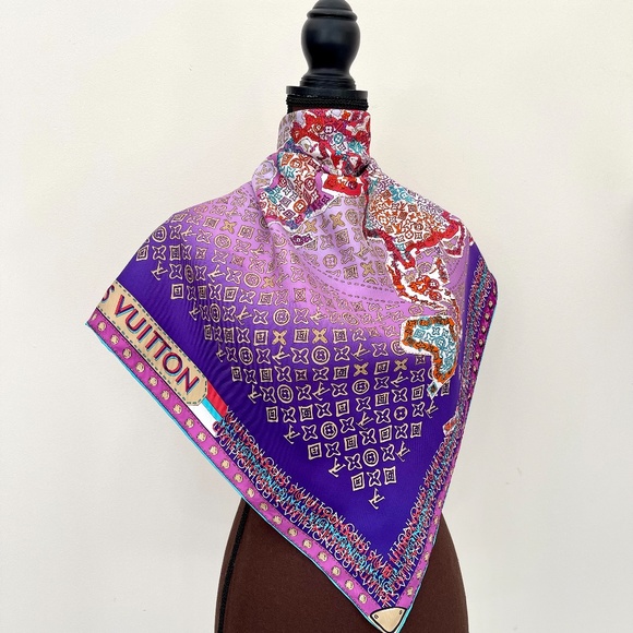New Louis Vuitton Scarf Monogram Map Square Purple Multicolor Silk Wrap - Picture 2 of 15
